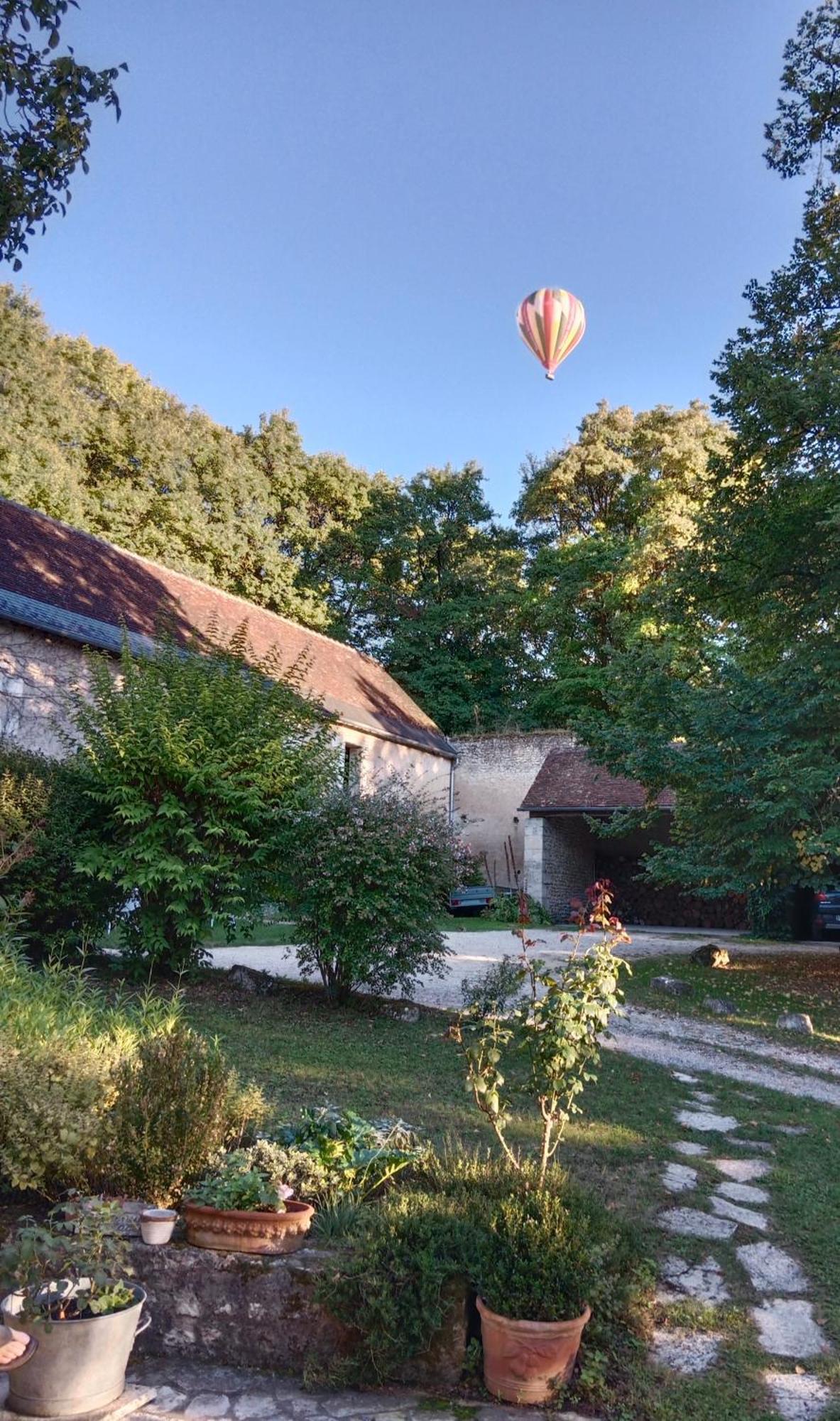 Le Moulin Du Mesnil Bed & Breakfast Saint-Georges-sur-Cher Exterior photo