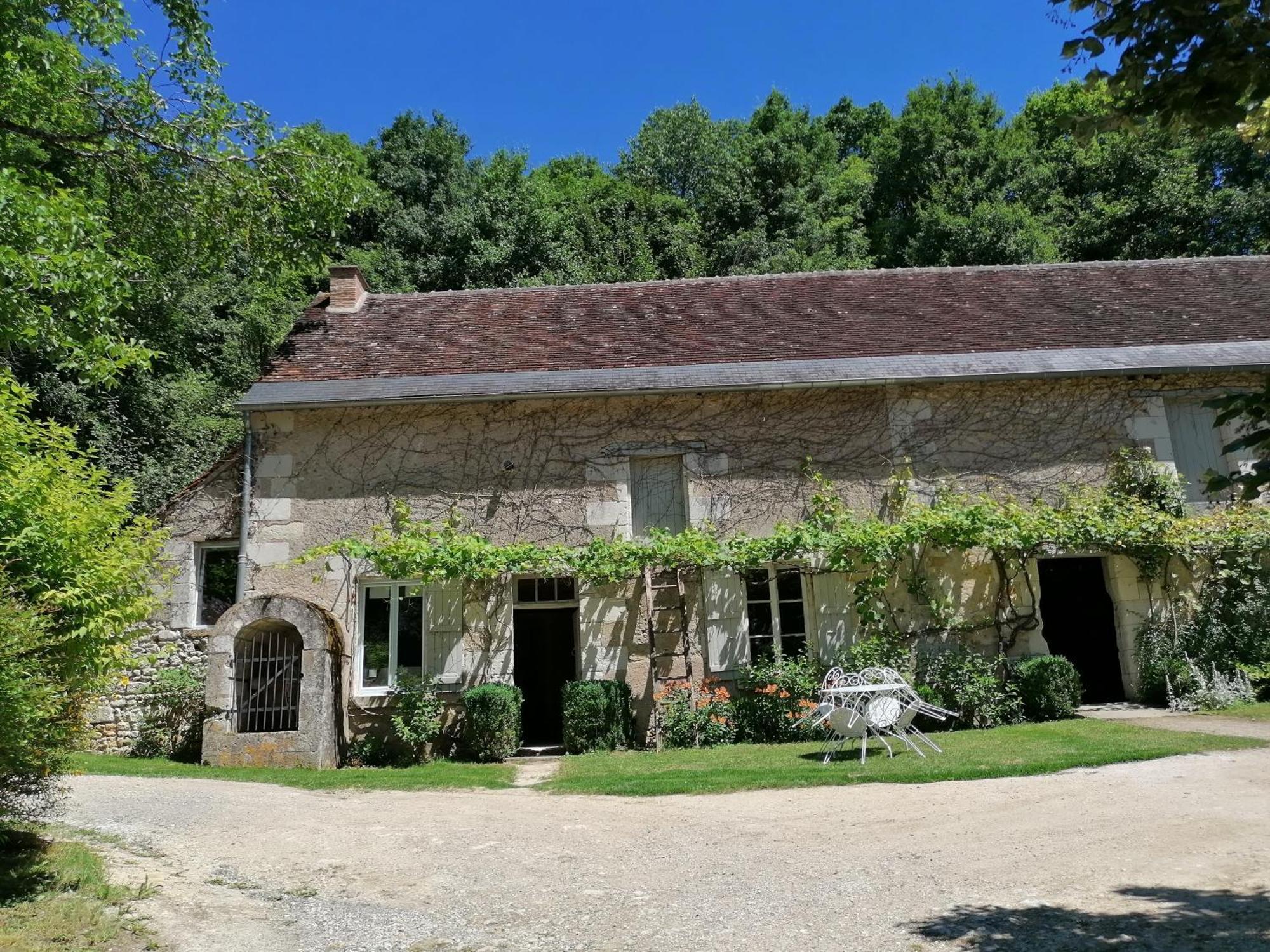 Le Moulin Du Mesnil Bed & Breakfast Saint-Georges-sur-Cher Exterior photo